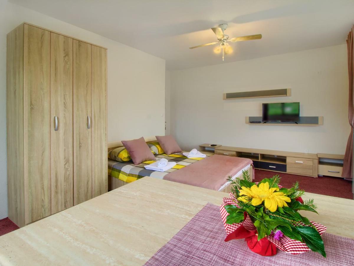 Ranc Brajlovic Aparthotel Ustikolina Exterior foto